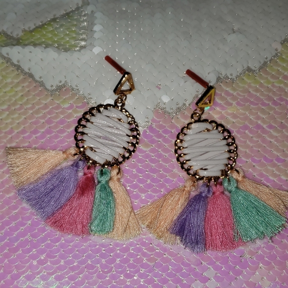 Multicolor Boho Dangle Drop Tassel Earrings - Picture 2 of 3